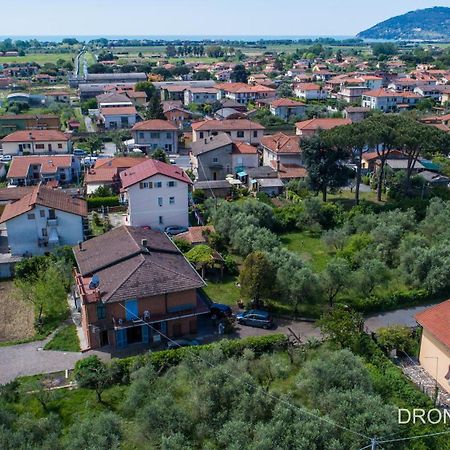 Casa Degli Zii Appartamento Letizia Luni Exteriér fotografie
