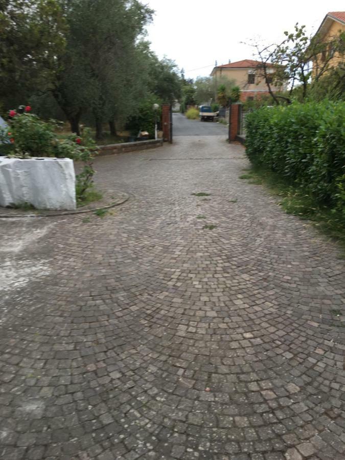 Casa Degli Zii Appartamento Letizia Luni Exteriér fotografie